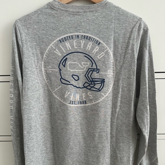 Vineyard Vines Long Sleeve Shirt - Picture 5 of 6